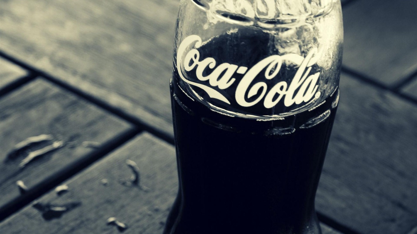 Coca-Cola krásná reklama tapety #10 - 1366x768