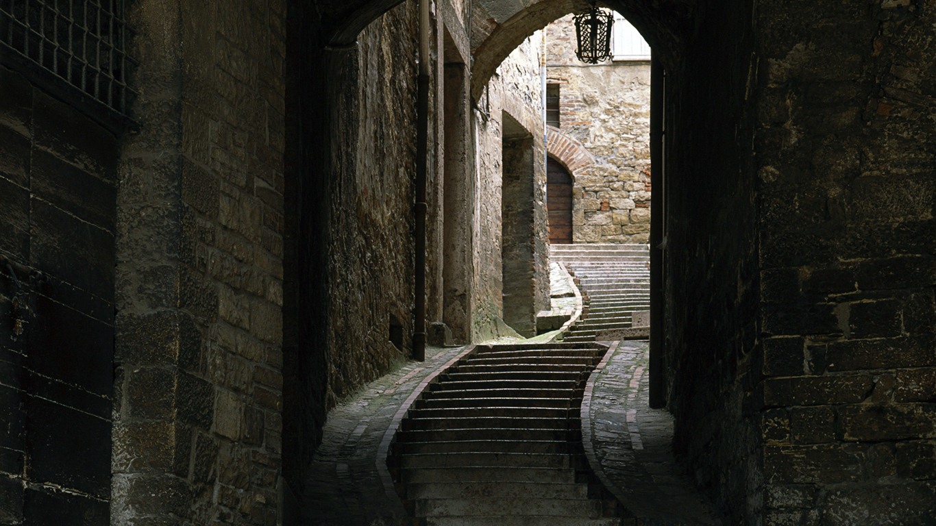 Windows 7 Fond d'écran: pavés et les corridors #10 - 1366x768