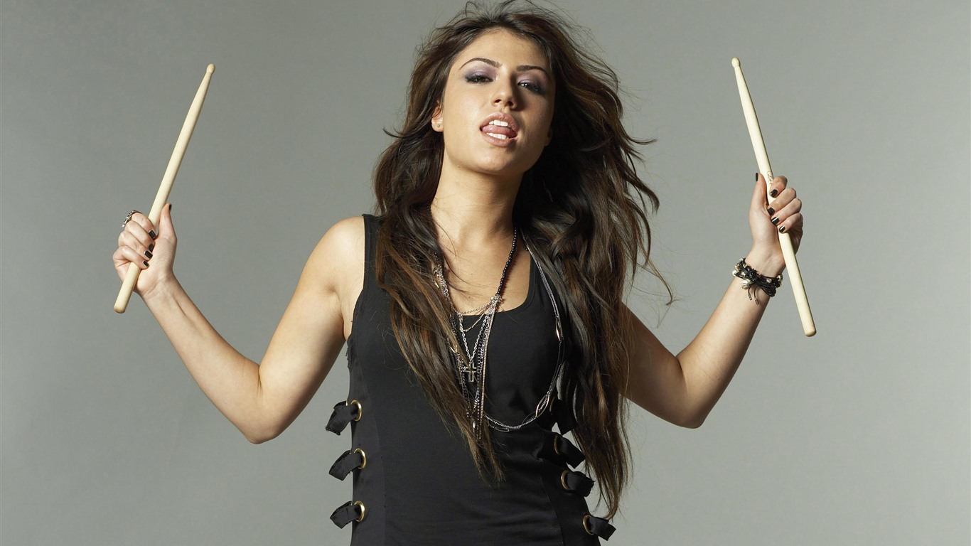 Gabriella Cilmi beautiful wallpapers #8 - 1366x768