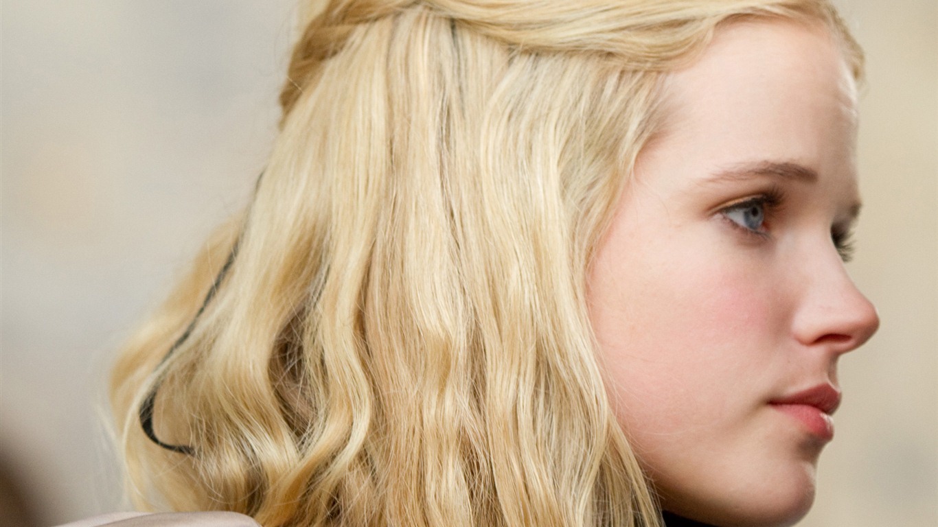 Gabriella Wilde krásné tapety na plochu #4 - 1366x768