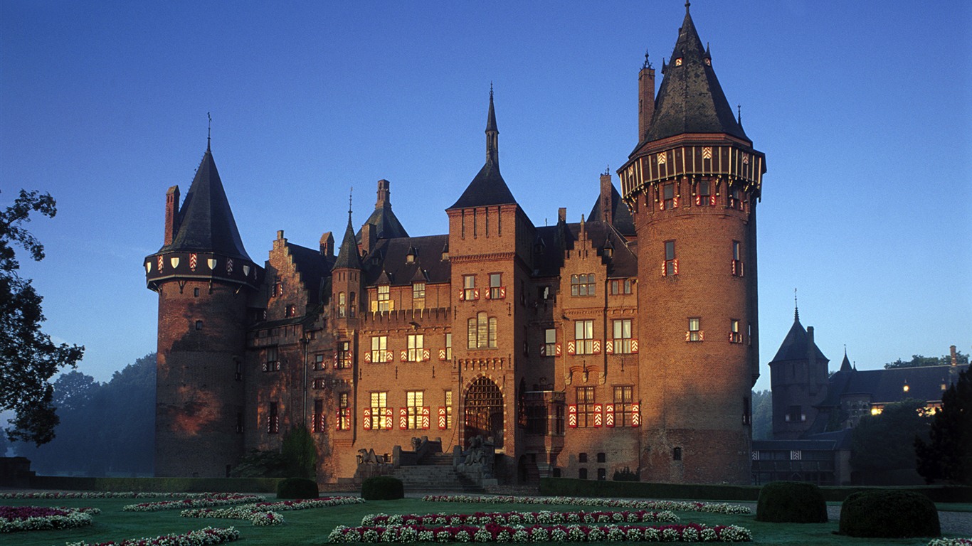 Windows 7 Wallpapers: Châteaux d'Europe #2 - 1366x768