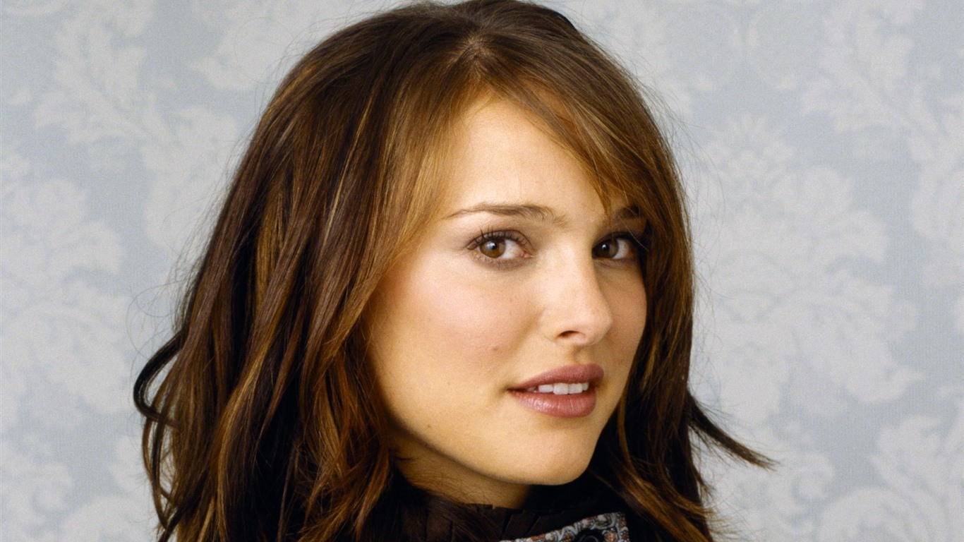 Natalie Portman 娜塔麗·波特曼 美女壁紙 #9 - 1366x768