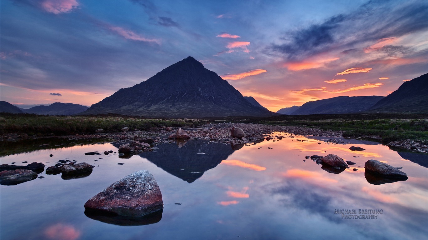 Windows 7 Wallpapers: Magic Landscapes #5 - 1366x768