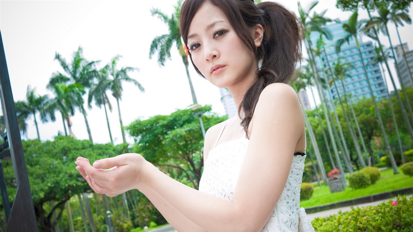 Taiwan fruit girl beautiful wallpapers (10) #12 - 1366x768