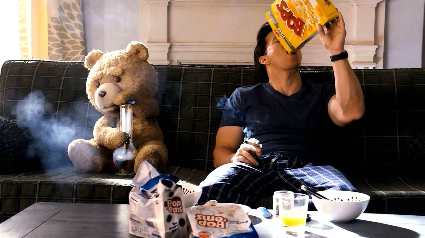 Ted 2012 泰迪熊2012 高清壁紙 #11 - 1366x768