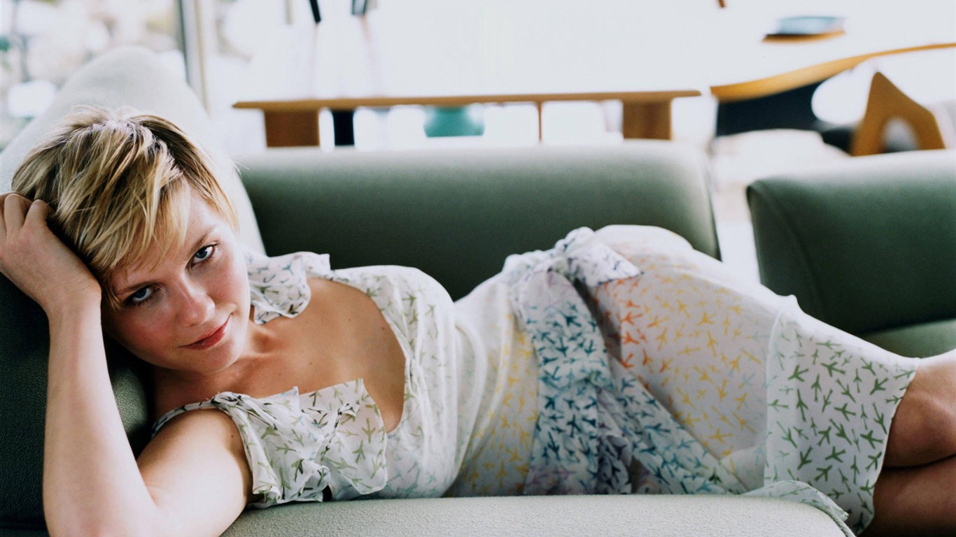 Kirsten Dunst 克里斯汀·鄧斯特 美女壁紙 #24 - 1366x768