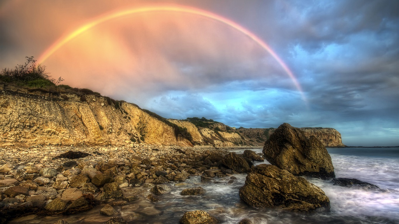 Windows 7 壁紙：彩虹 #3 - 1366x768