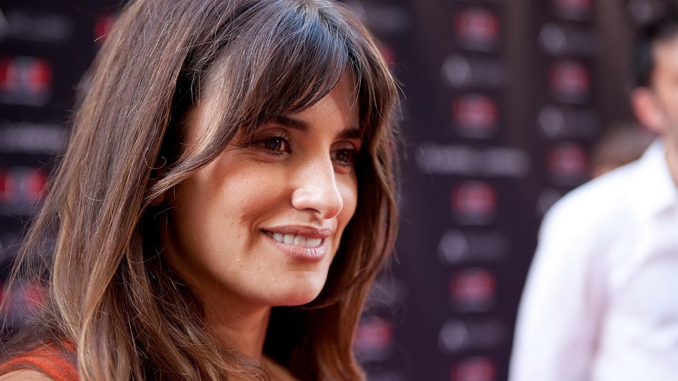 Penélope Cruz HD fondos de pantalla #14 - 1366x768