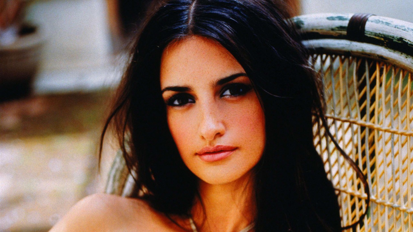 Penelope Cruz 佩內洛普·克魯茲高清壁紙 #22 - 1366x768