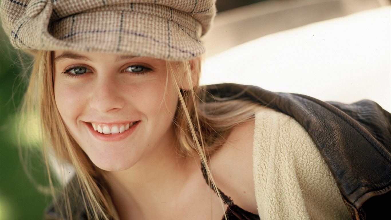 Alicia Silverstone hermosos fondos de pantalla #14 - 1366x768