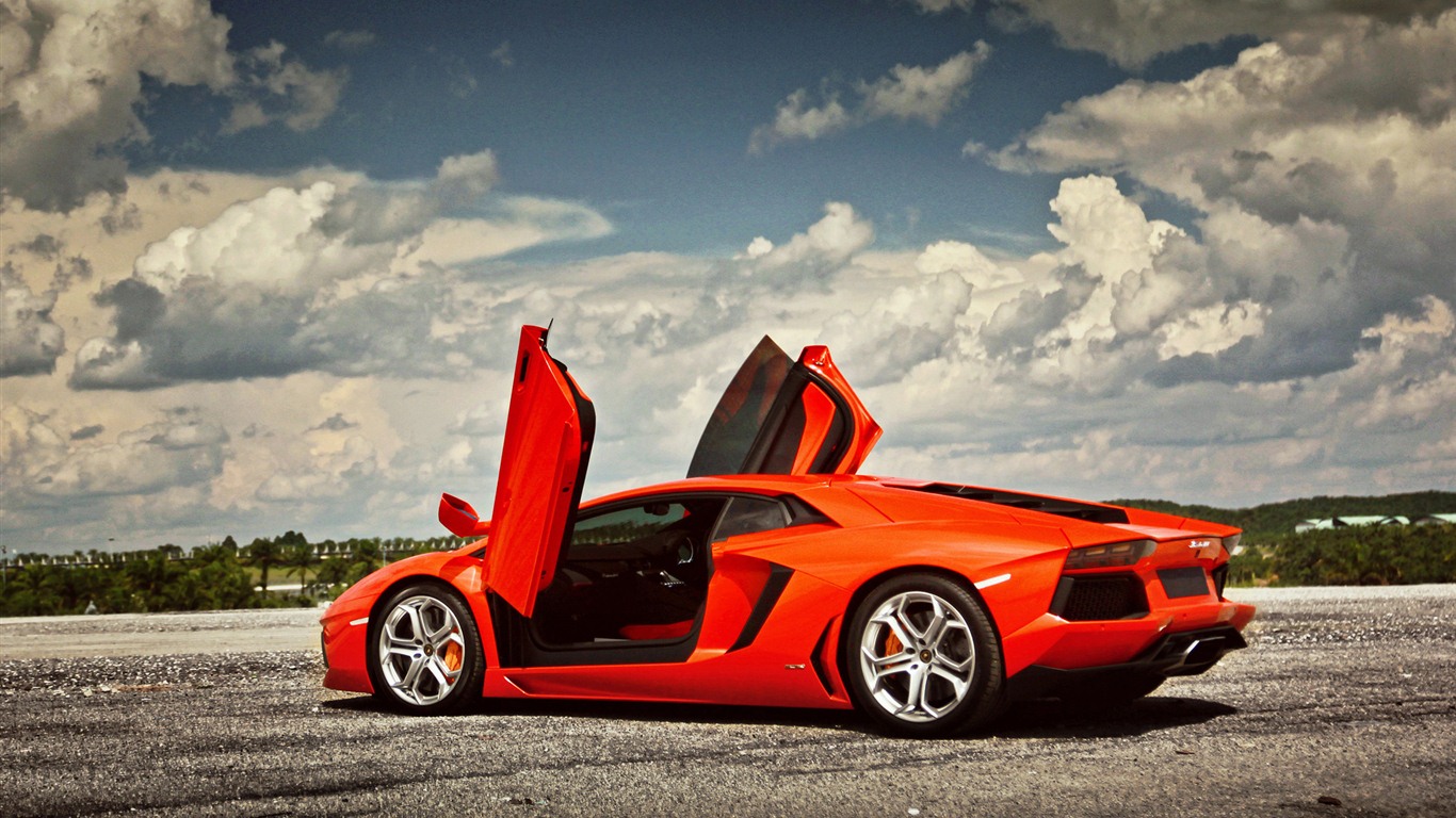 2012 Lamborghini Aventador LP700-4 HD Tapety na plochu #24 - 1366x768