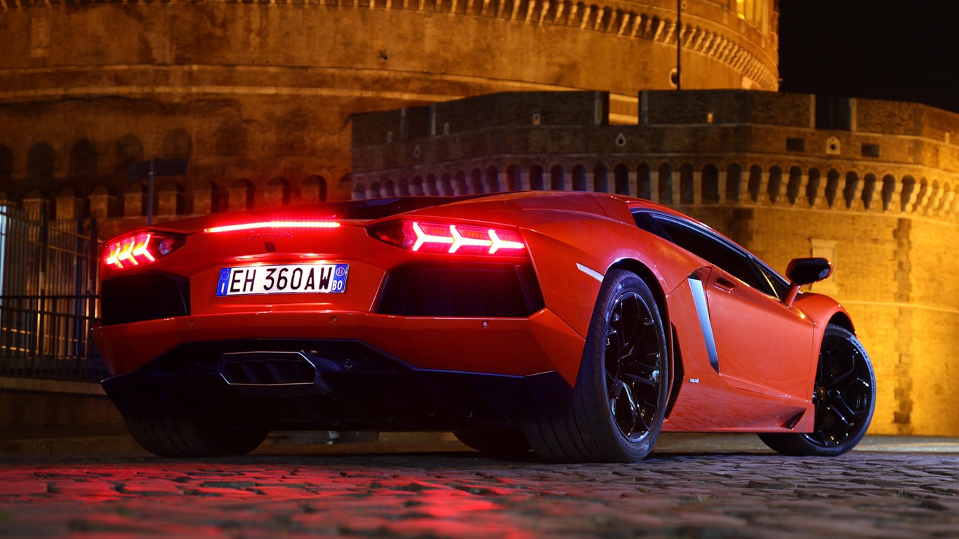 2012 Lamborghini Aventador LP700-4 蘭博基尼高清壁紙 #43 - 1366x768