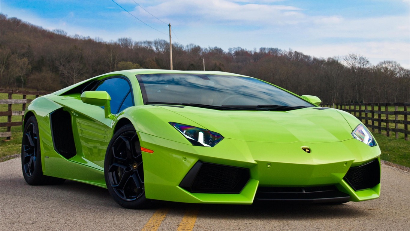 2012 Lamborghini Aventador LP700-4 蘭博基尼高清壁紙 #45 - 1366x768