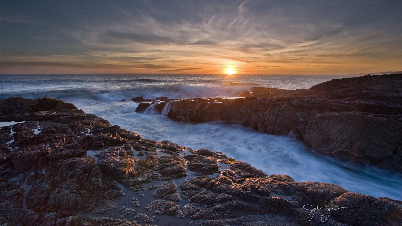 Windows 7 Wallpapers: Sunset Sunrise Beach #14 - 1366x768