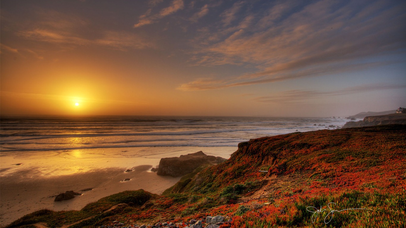 Windows 7 Wallpapers: Sunset Sunrise Beach #15 - 1366x768