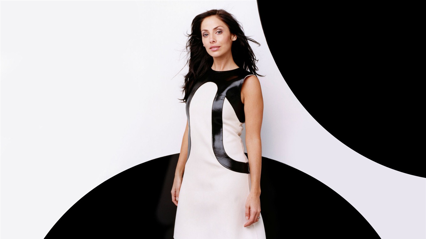 Natalie Imbruglia 娜塔莉·安博莉亞 美女壁紙 #21 - 1366x768