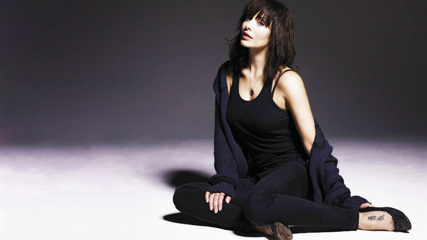 Natalie Imbruglia 娜塔莉·安博莉亞 美女壁紙 #29 - 1366x768