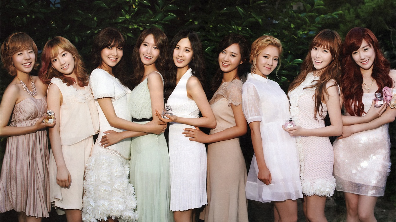 Girls Generation latest HD wallpapers collection #2 - 1366x768