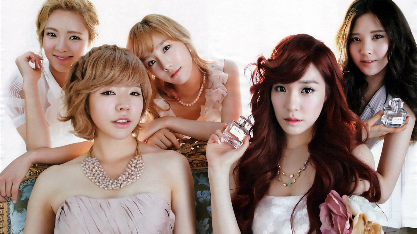Girls Generation latest HD wallpapers collection #4 - 1366x768