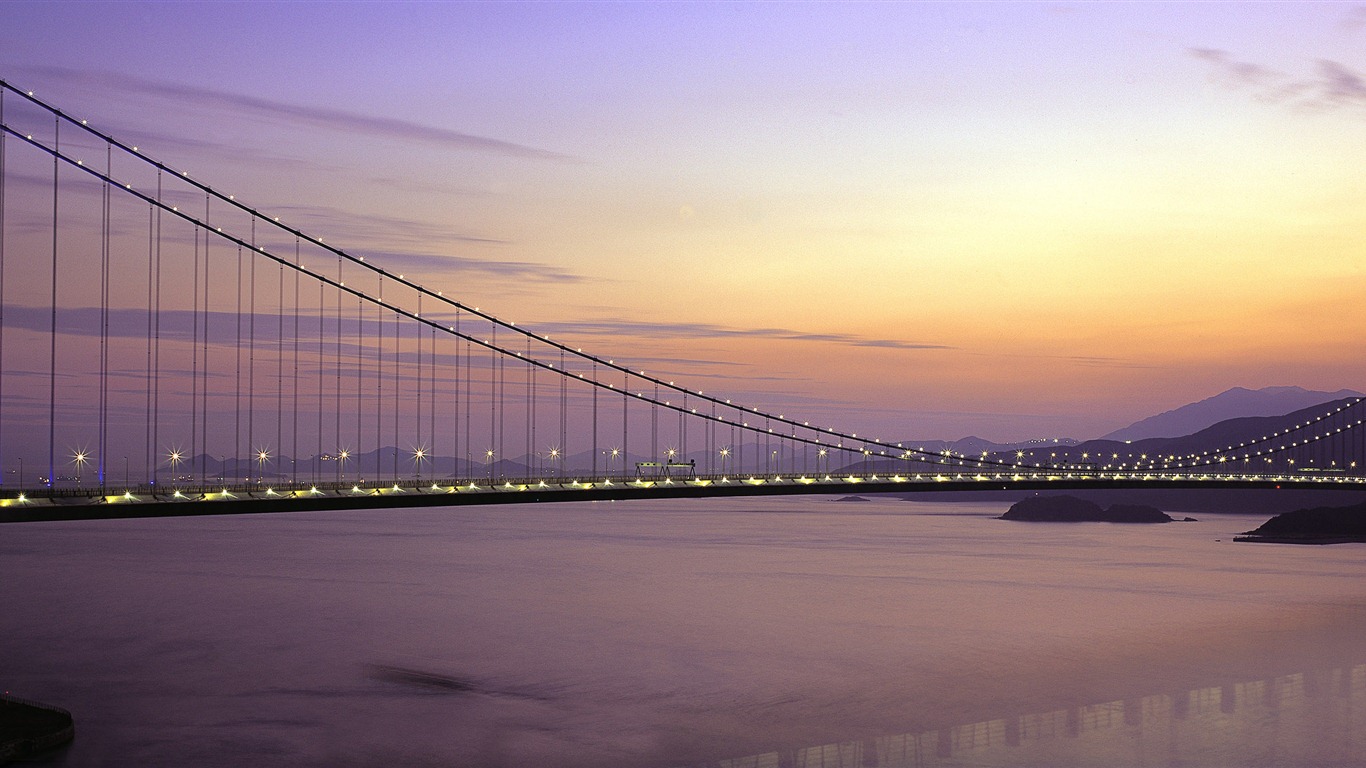 Windows 8 oficiální panoramatické tapety, cityscapes, Bridge, Horizon #3 - 1366x768