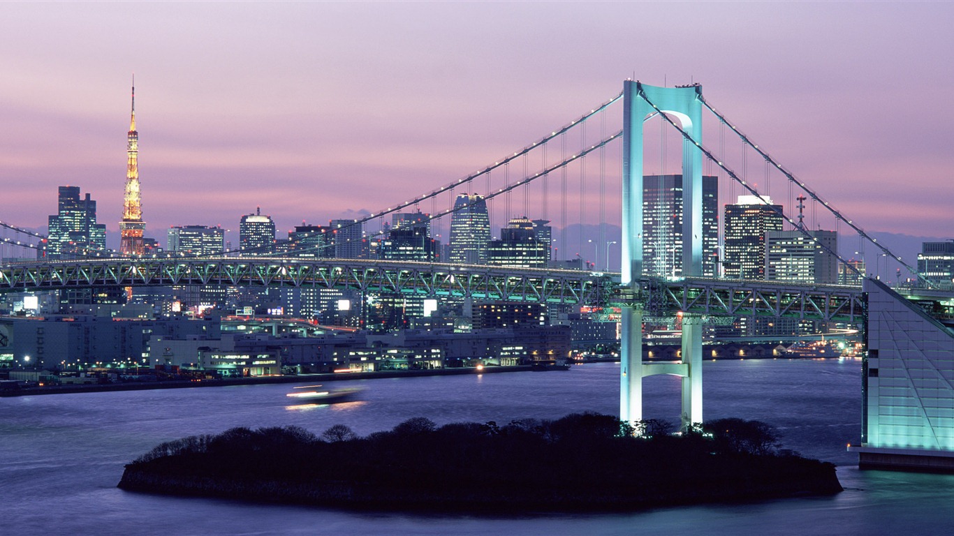 Windows 8 官方全景主題壁紙，城市風光，大橋，地平線 #5 - 1366x768