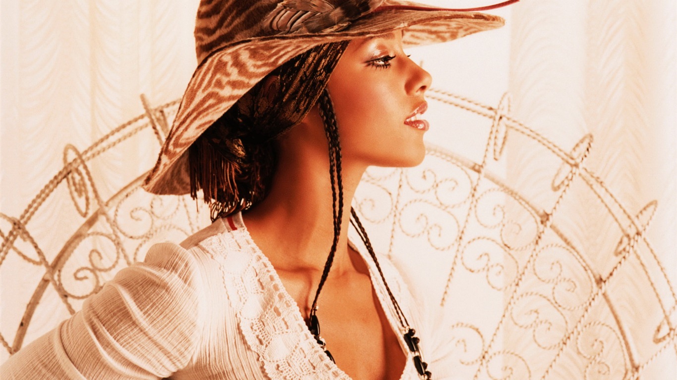 Alicia Keys krásné Tapety na plochu #8 - 1366x768