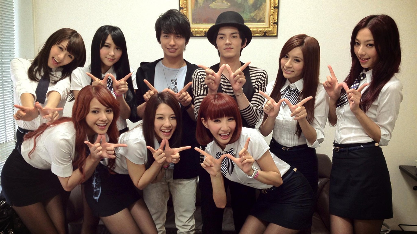 Weather Girls 天氣女孩 高清壁紙 #24 - 1366x768