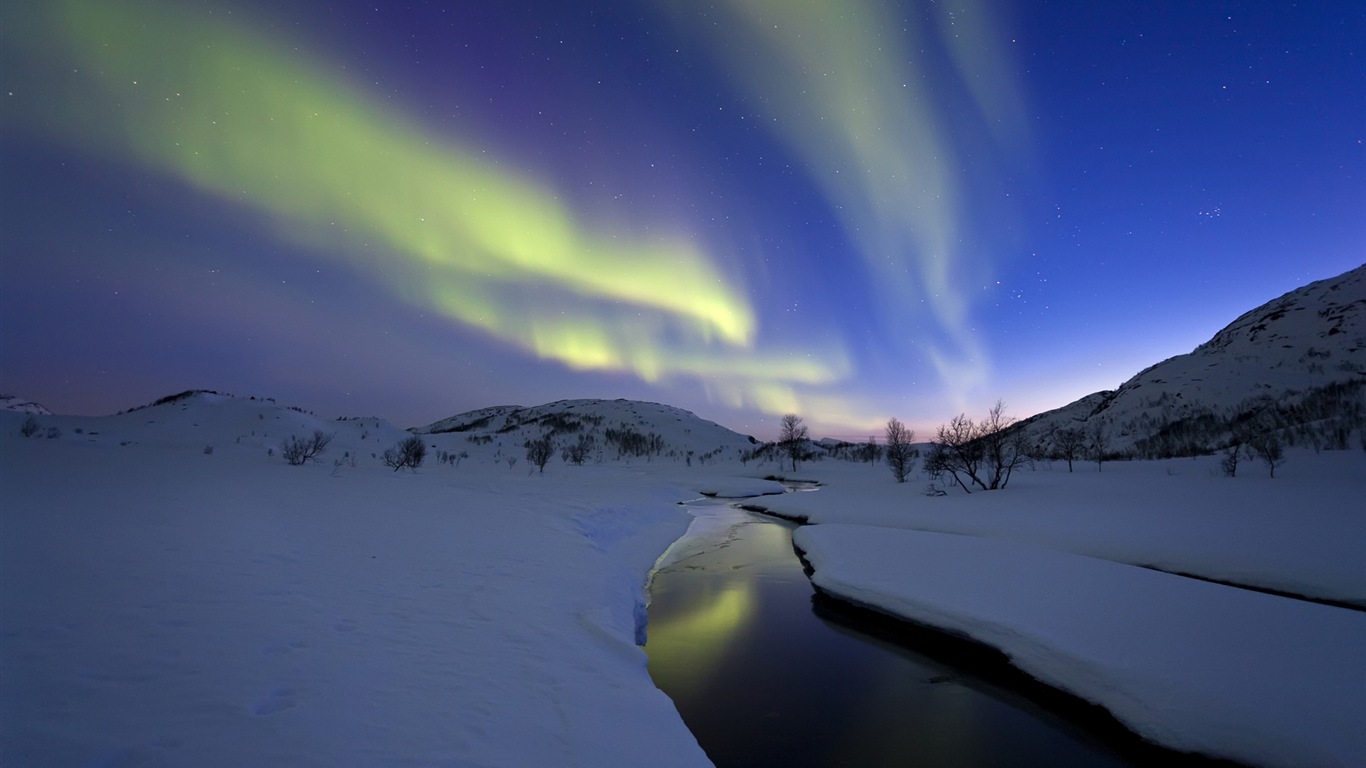 Naturwunder der Northern Lights HD Wallpaper (2) #19 - 1366x768