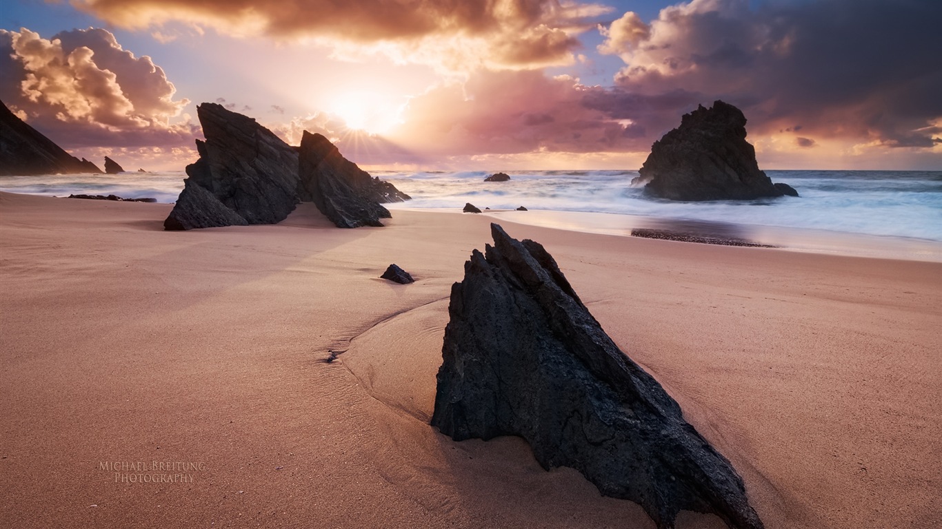 Windows 8 Wallpapers: Magic Nature Landscapes #2 - 1366x768