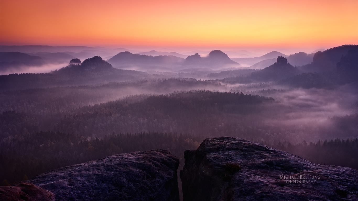 Windows 8 Wallpapers: Magic Nature Landscapes #4 - 1366x768