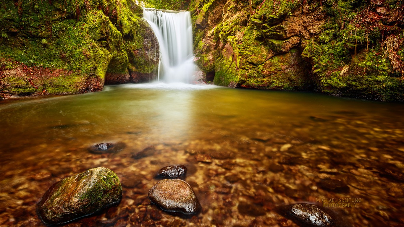 Windows 8 Wallpapers: Magic Nature Landscapes #5 - 1366x768