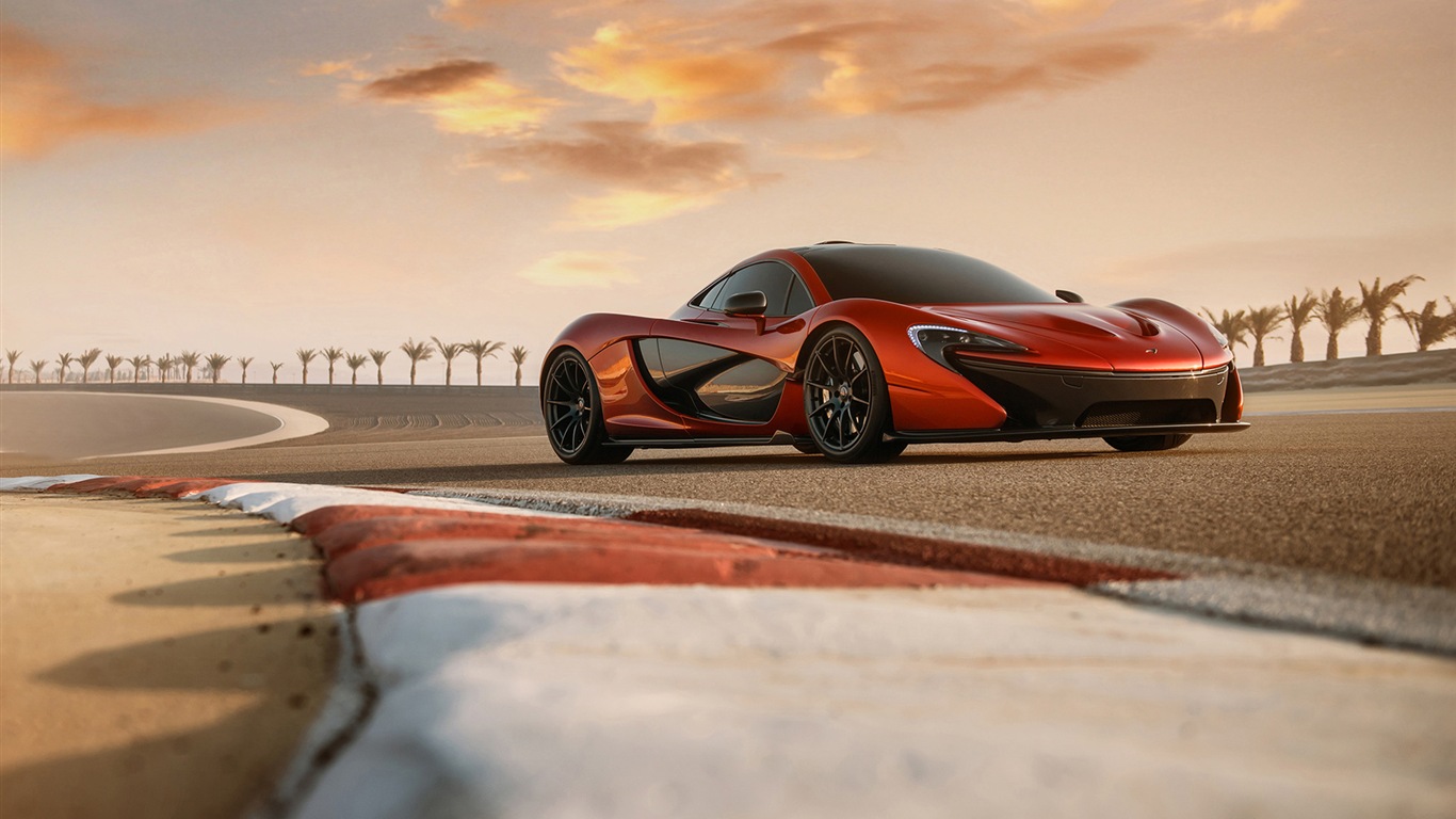 2013 McLaren P1 supercar 迈凯轮P1 超级跑车高清壁纸2 - 1366x768