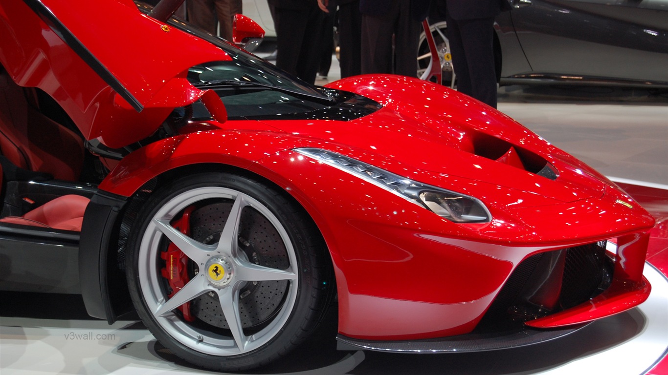 2013 Ferrari LaFerrari red supercar HD wallpapers #20 - 1366x768