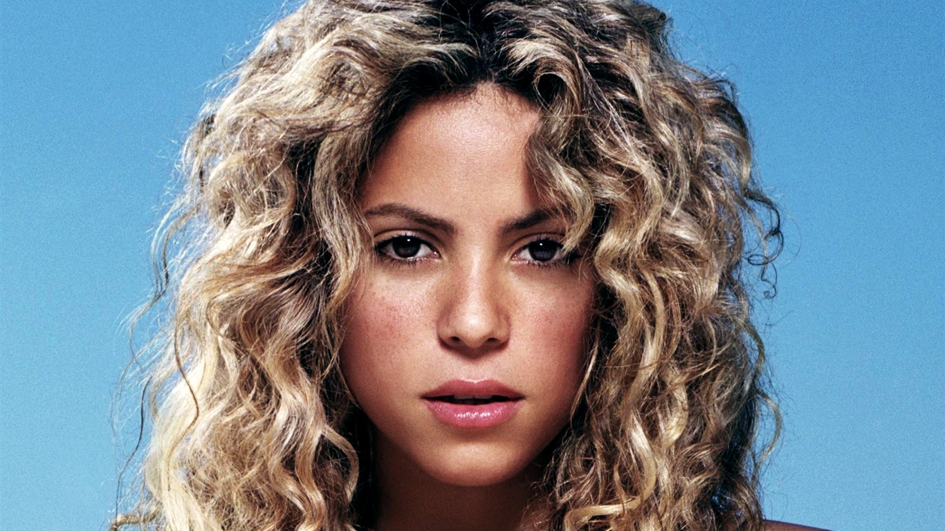 Shakira HD tapety na plochu #15 - 1366x768