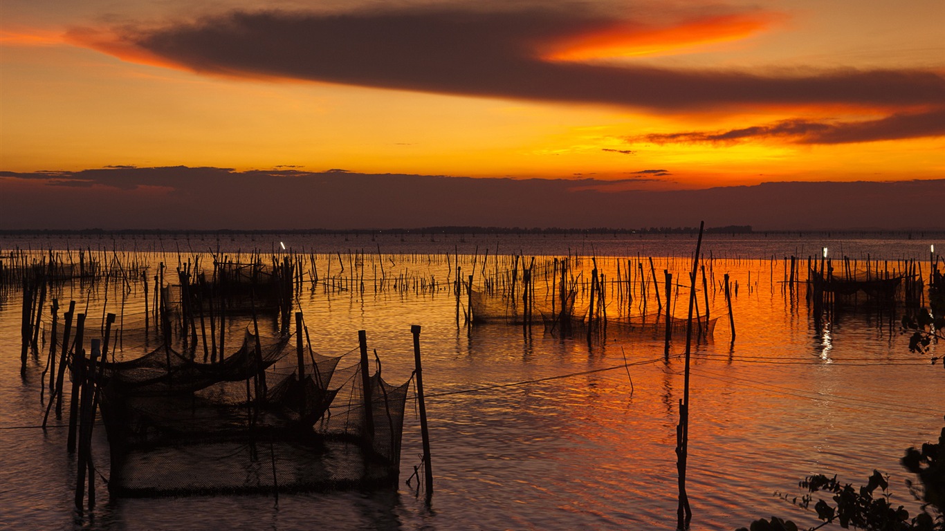 Windows 8 theme wallpaper: beautiful scenery in Thailand #11 - 1366x768