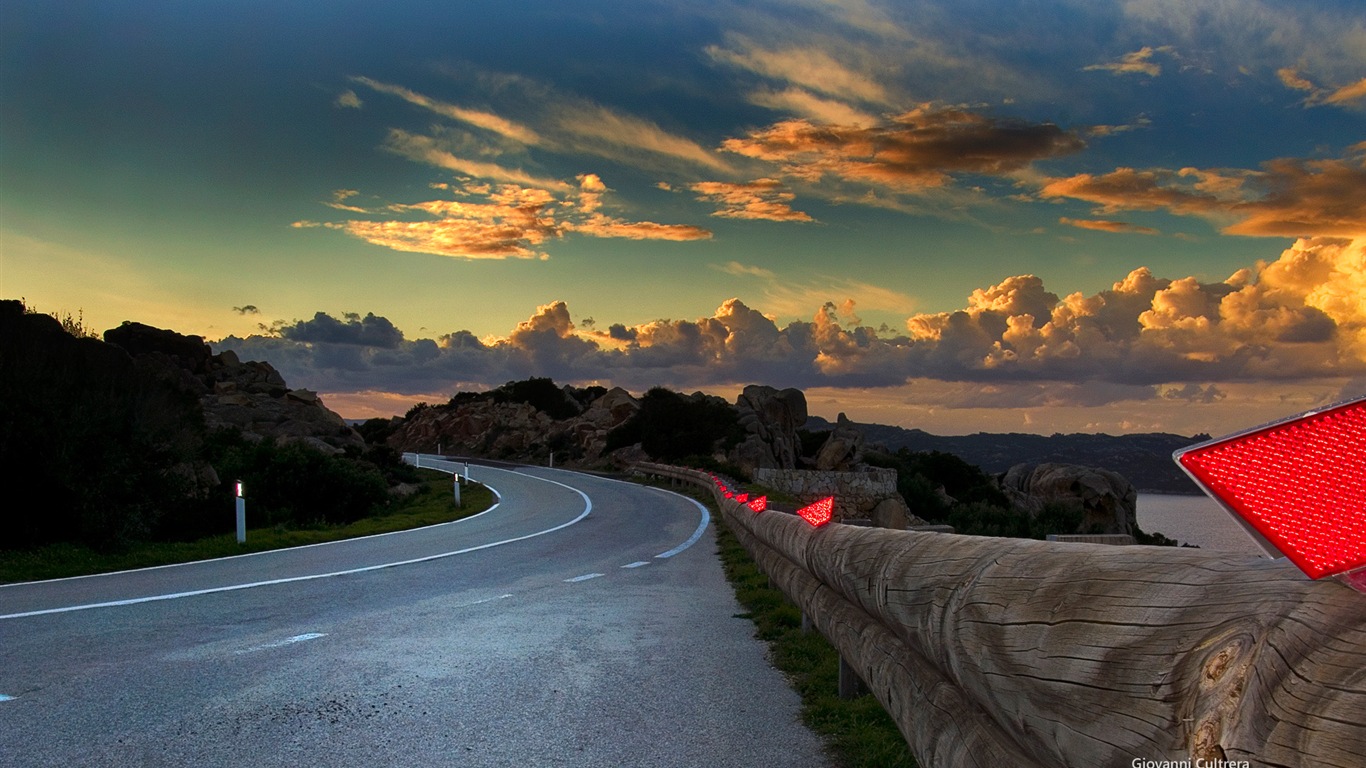 Windows 8 主題壁紙：撒丁島海濱 #6 - 1366x768