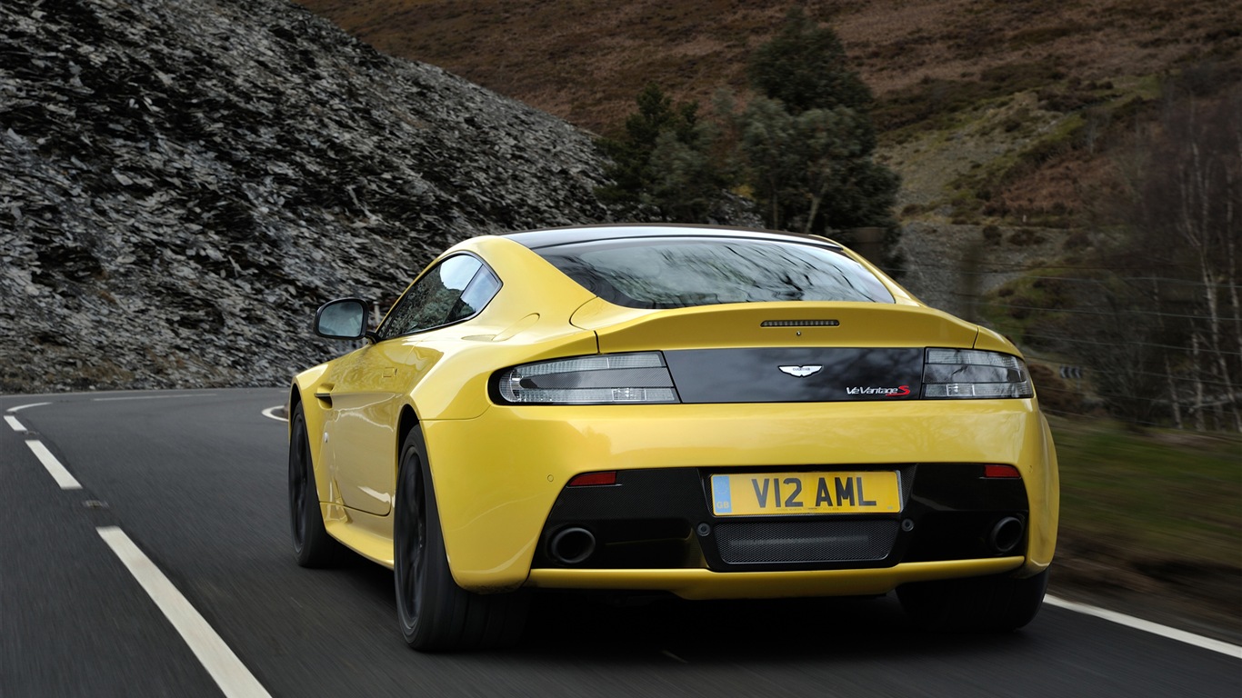 2013 Aston Martin V12 Vantage S 阿斯顿·马丁V12 Vantage 高清壁纸8 - 1366x768