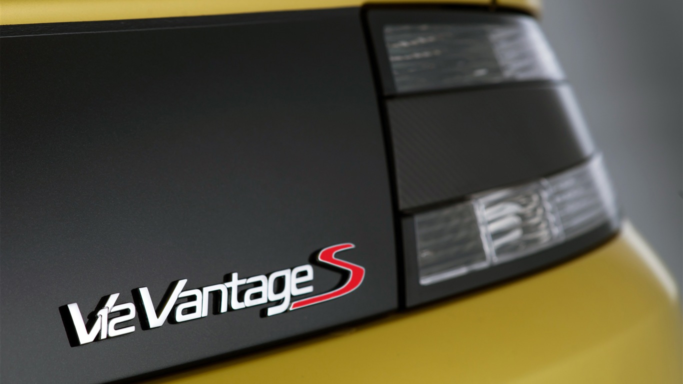2013 Aston Martin V12 Vantage S 阿斯顿·马丁V12 Vantage 高清壁纸17 - 1366x768