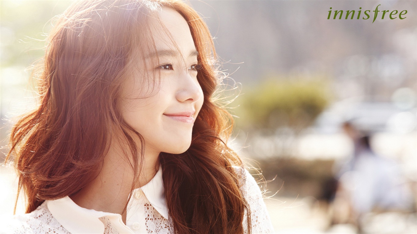 Girls Generation, Lim YoonA HD Wallpaper #16 - 1366x768