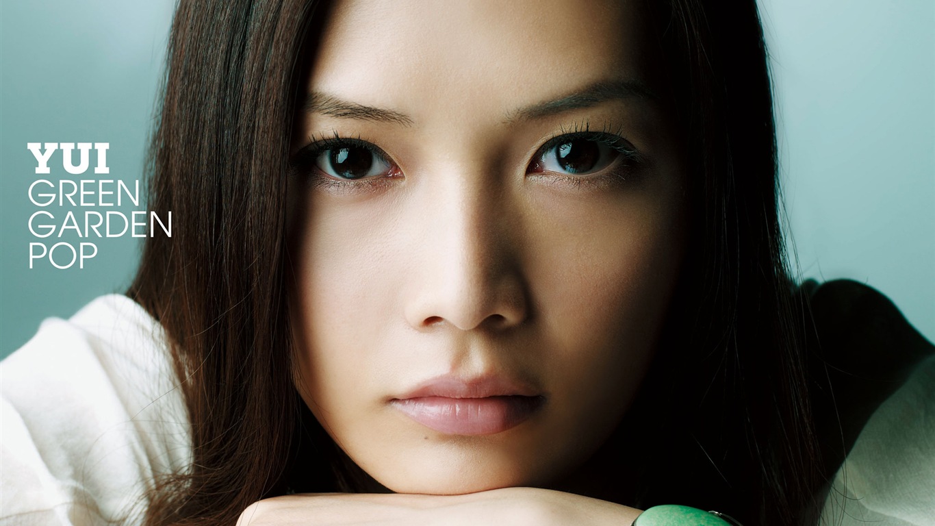 Chanteuse japonaise Yoshioka Yui fonds d'écran HD #19 - 1366x768