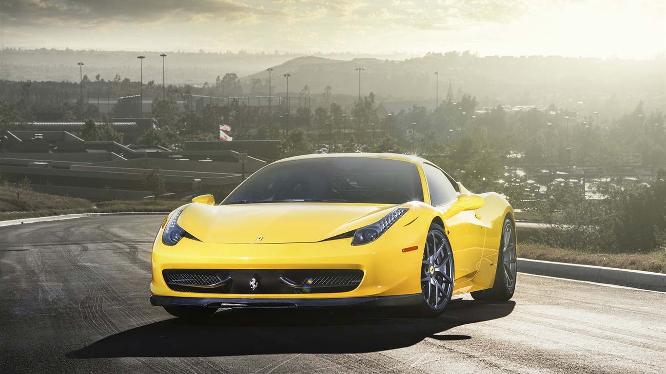 2013 Ferrari 458 Italia with 458-V 法拉利 高清壁纸2 - 1366x768