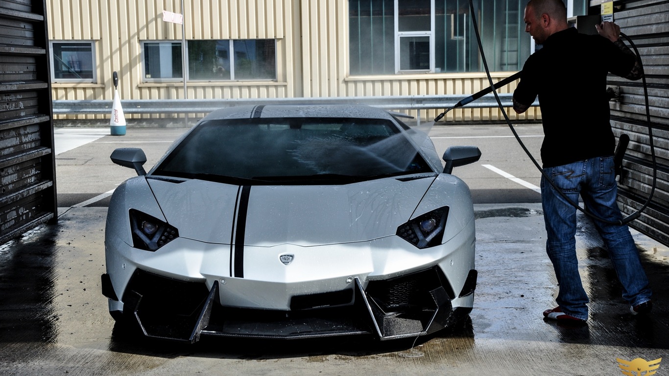 2013 Lamborghini Aventador LP900 SV Limited Edition HD wallpapers #7 - 1366x768