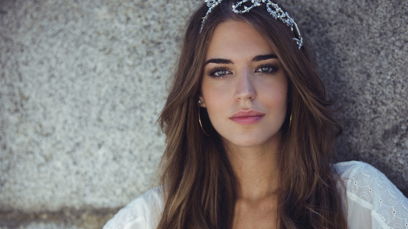 Clara Alonso 克拉拉·阿隆索 高清壁紙 #1 - 1366x768