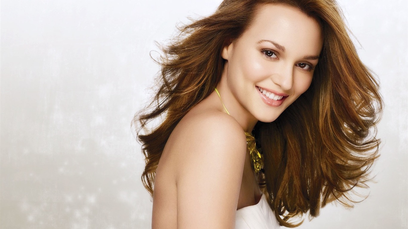 Leighton Meester krásné Tapety na plochu #1 - 1366x768