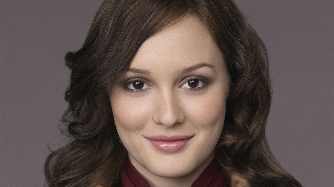 Leighton Meester krásné Tapety na plochu #12 - 1366x768