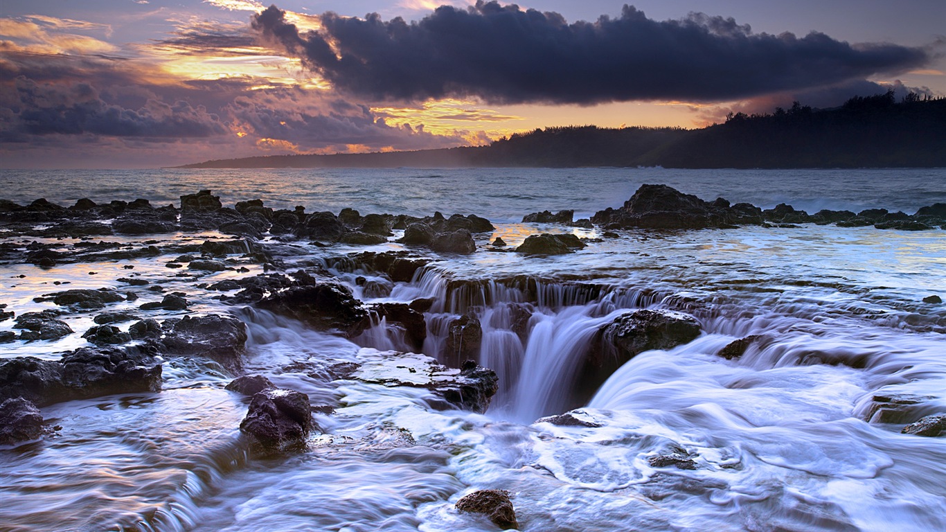 Windows 8 主題壁紙：海灘的日出日落美景 #11 - 1366x768