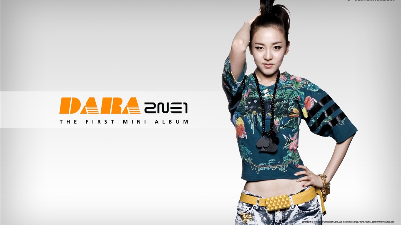 Korean music girls skupina 2NE1 HD tapety na plochu #4 - 1366x768