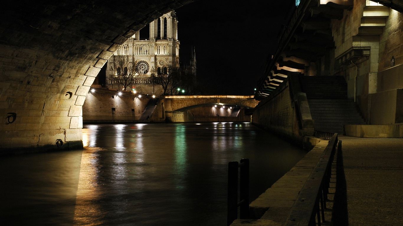 Notre Dame HD Tapety na plochu #8 - 1366x768