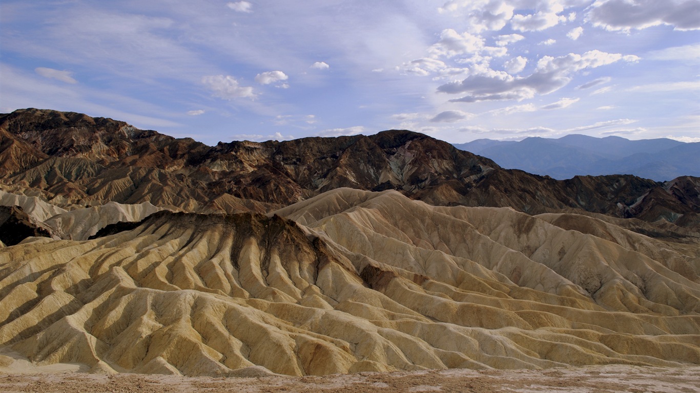 美丽的山川，湖泊，森林，Windows 8 主题高清壁纸18 - 1366x768