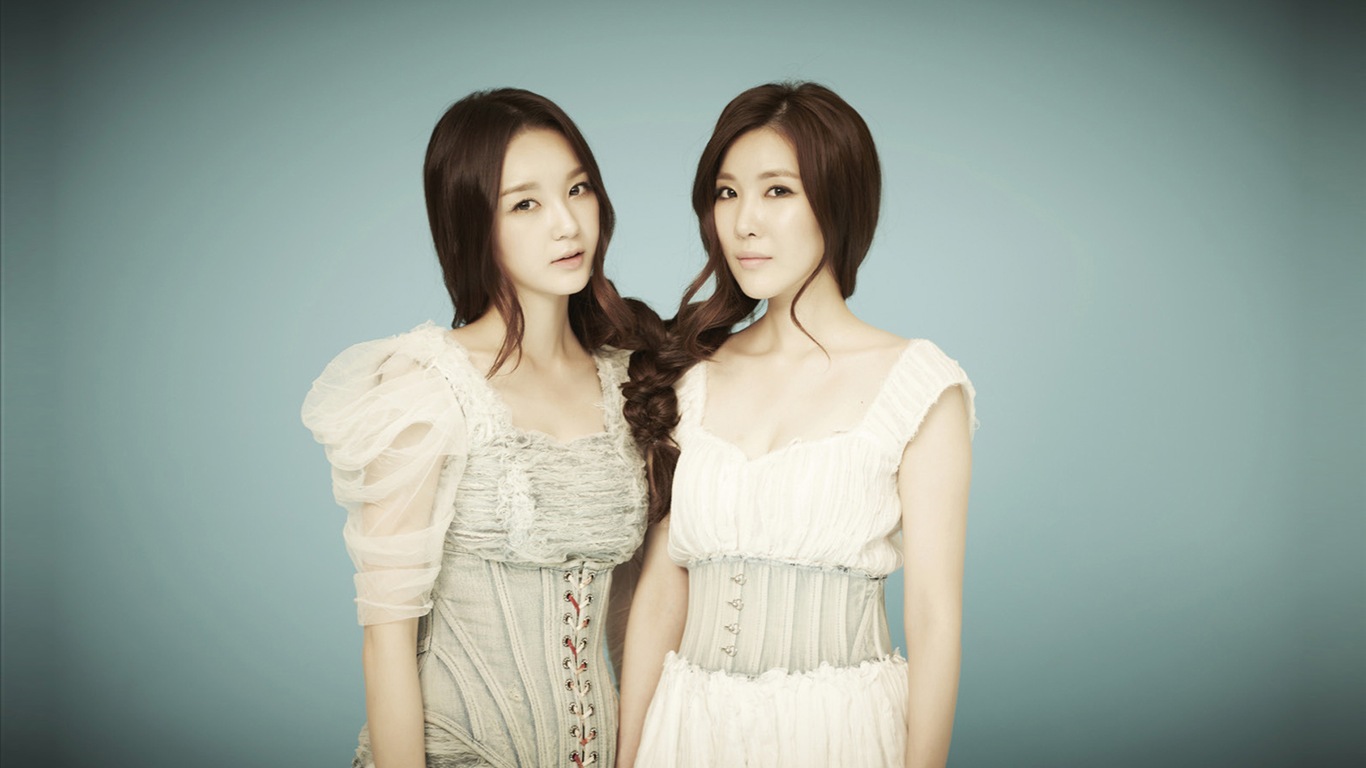 Davichi, duo de groupe coréen de fille, fonds d'écran HD #6 - 1366x768